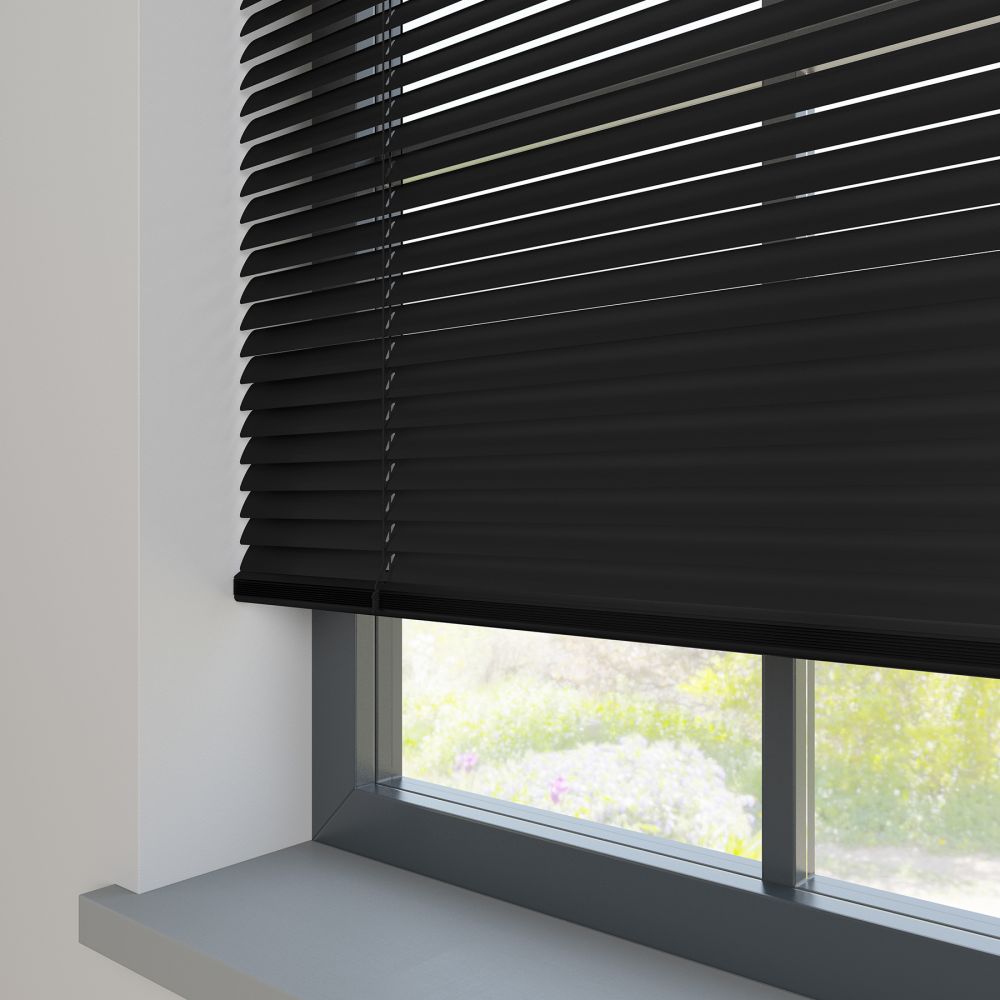 Apex Glitter Black Aluminium Venetian