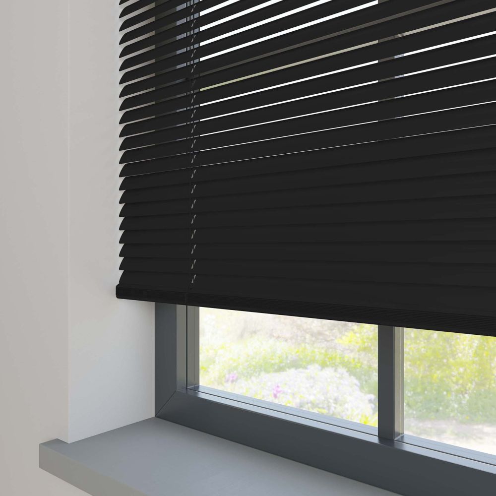 Apex Gloss Black Aluminium Venetian